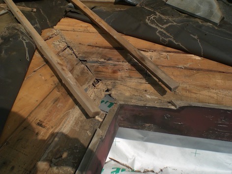 長崎市　軒先雨漏り蟻害補修【補助金利用】